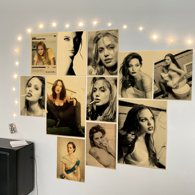 Angelina Jolie Vintage Poster  - Home Cinema Gadgets recensie en prijs